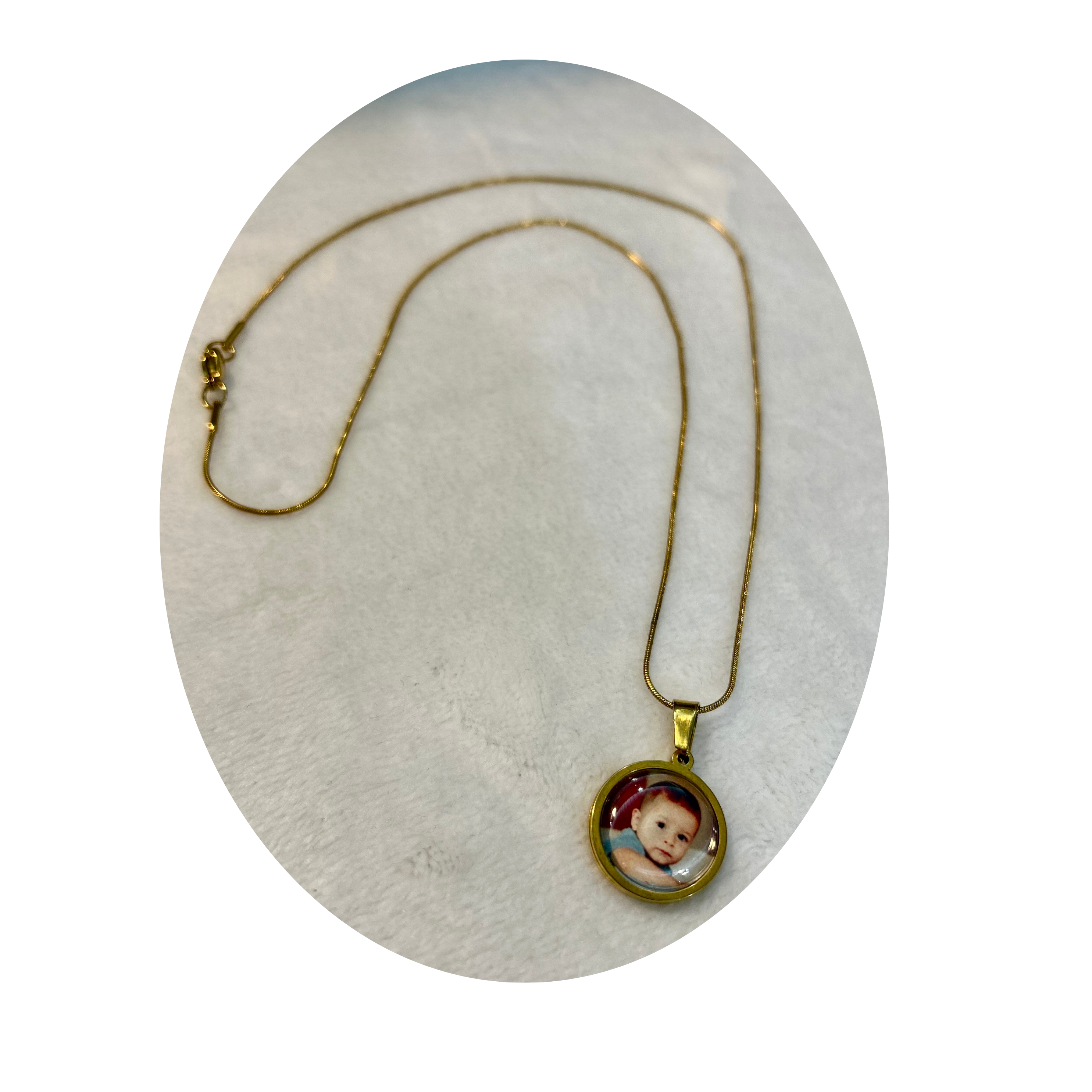 "Drop" Gold Charm