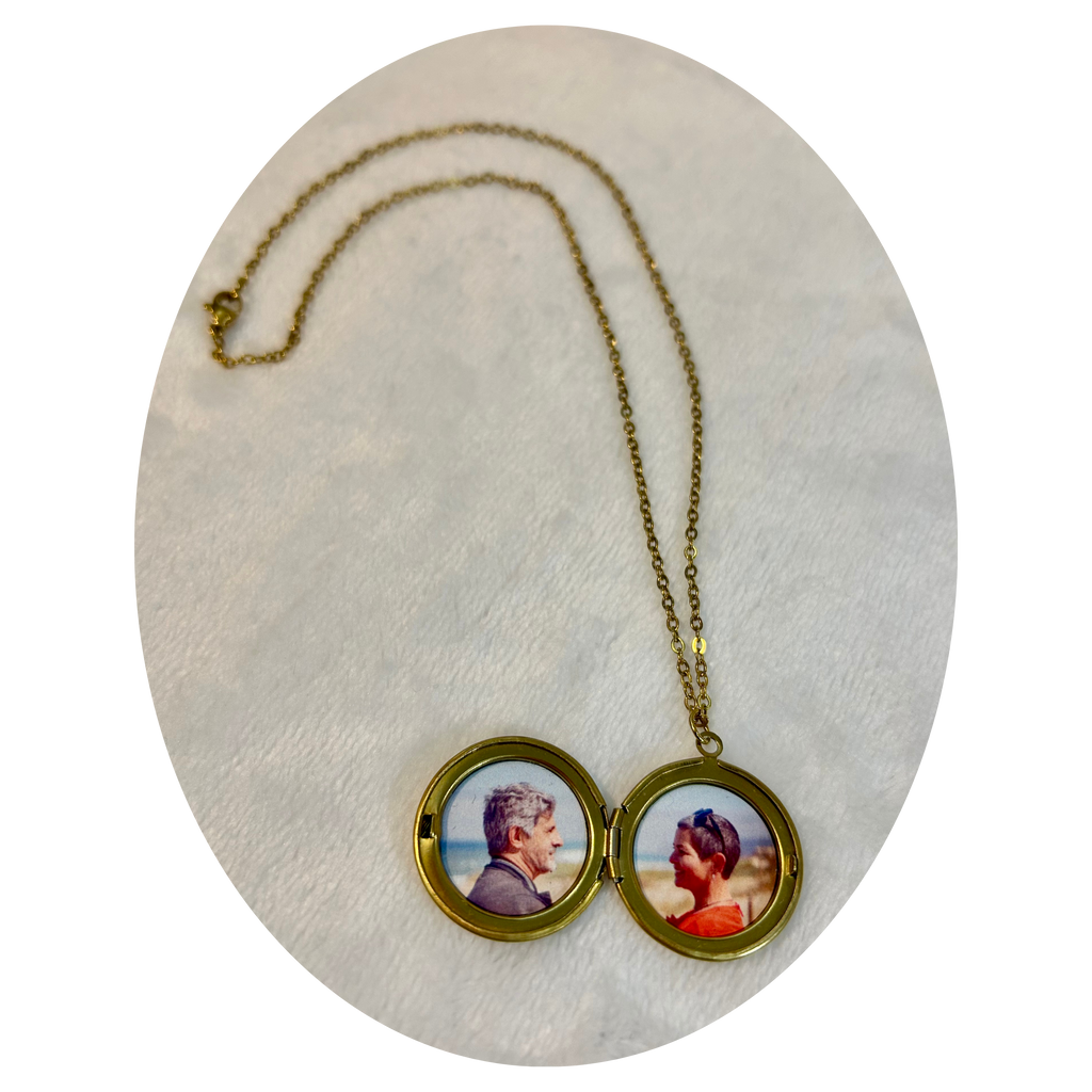 ✨ Blooming Memories Locket ✨🌸